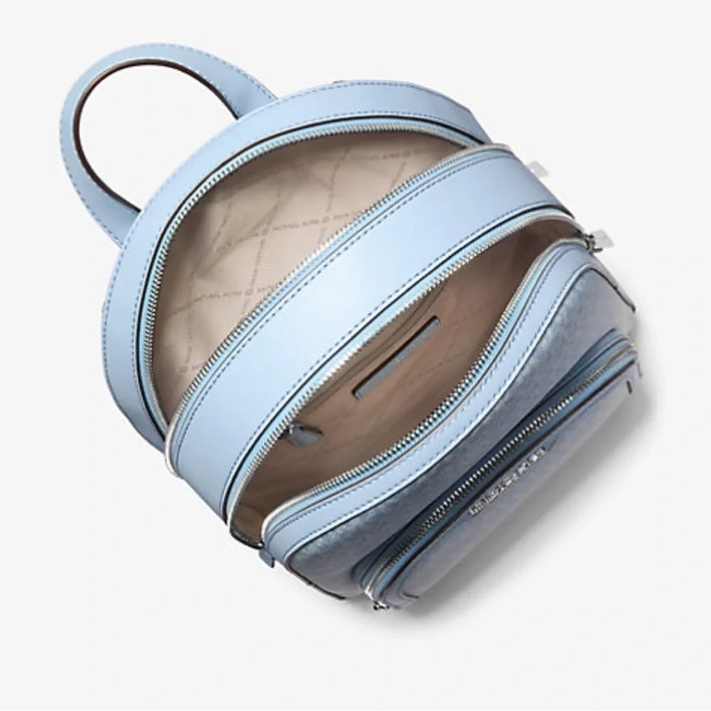 MICHAEL KORS Jaycee Medium Ombré Signature Logo Backpack
LIGHT SKY
NWT - Picture 12 of 13